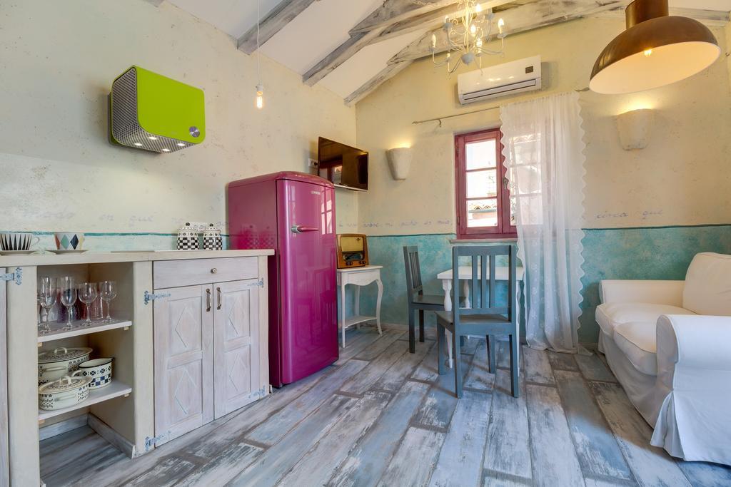 La Dolce Vita Residence Lussingrande Esterno foto