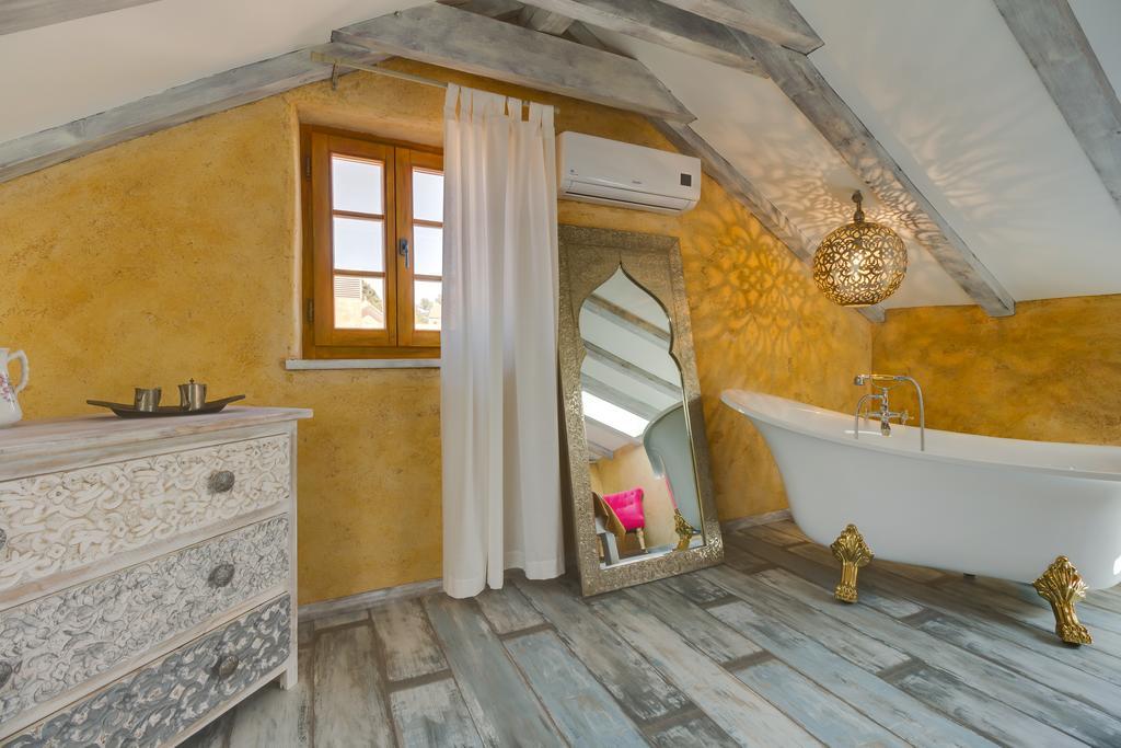 La Dolce Vita Residence Lussingrande Esterno foto