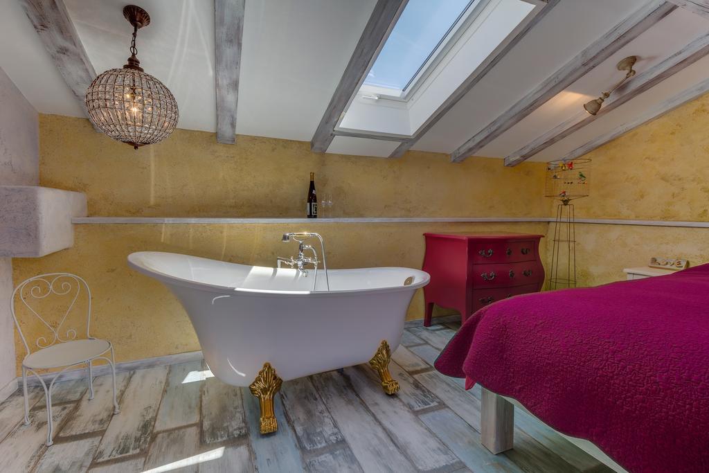 La Dolce Vita Residence Lussingrande Esterno foto